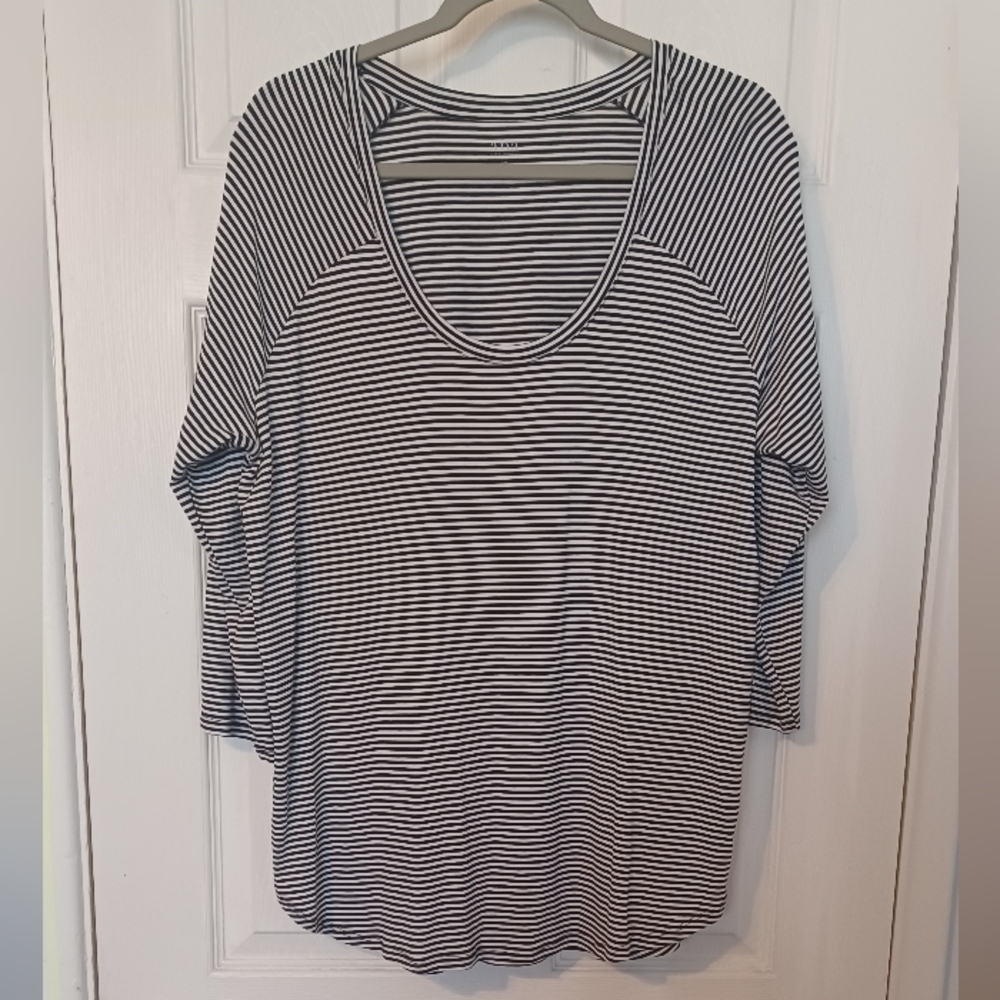 a.n.a. Striped Top